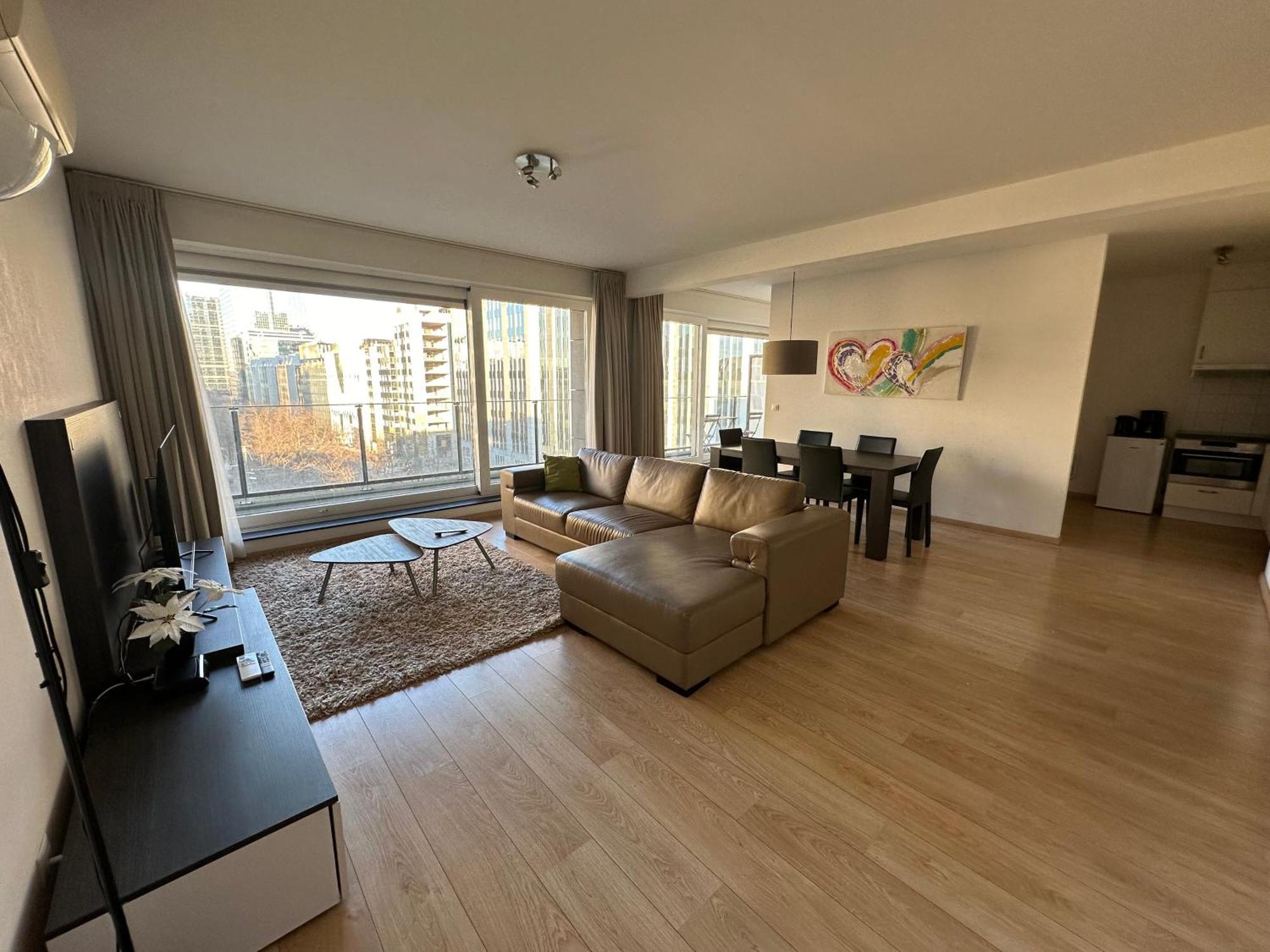 2 Bedroom Apartment In Center With Balcony Bryssel Exteriör bild
