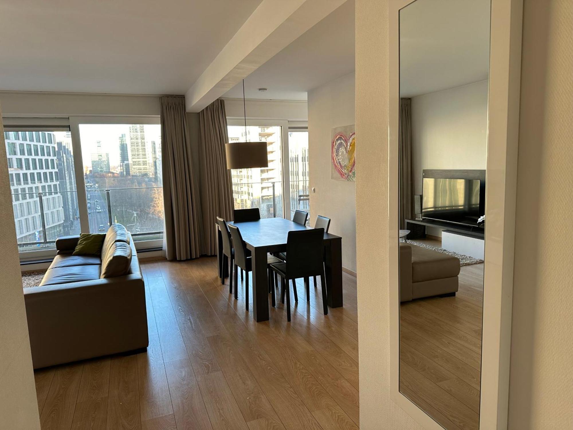 2 Bedroom Apartment In Center With Balcony Bryssel Exteriör bild