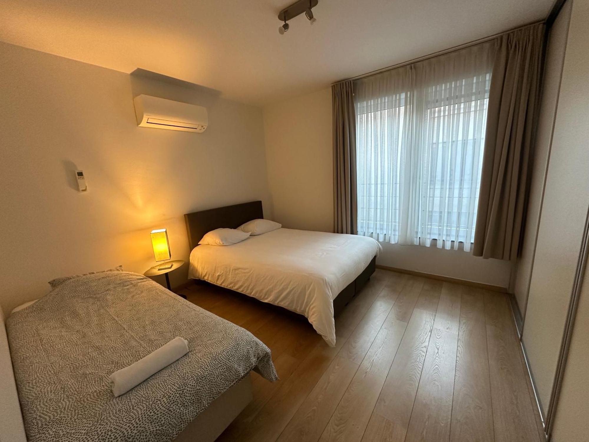 2 Bedroom Apartment In Center With Balcony Bryssel Exteriör bild
